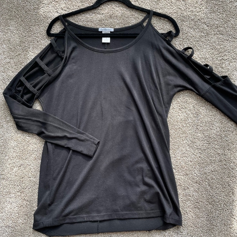 Black top with cut out sleeves